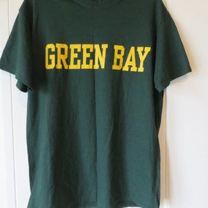 NWOT JANSPORT GREEN BAY TSHIRT SIZE LARGE